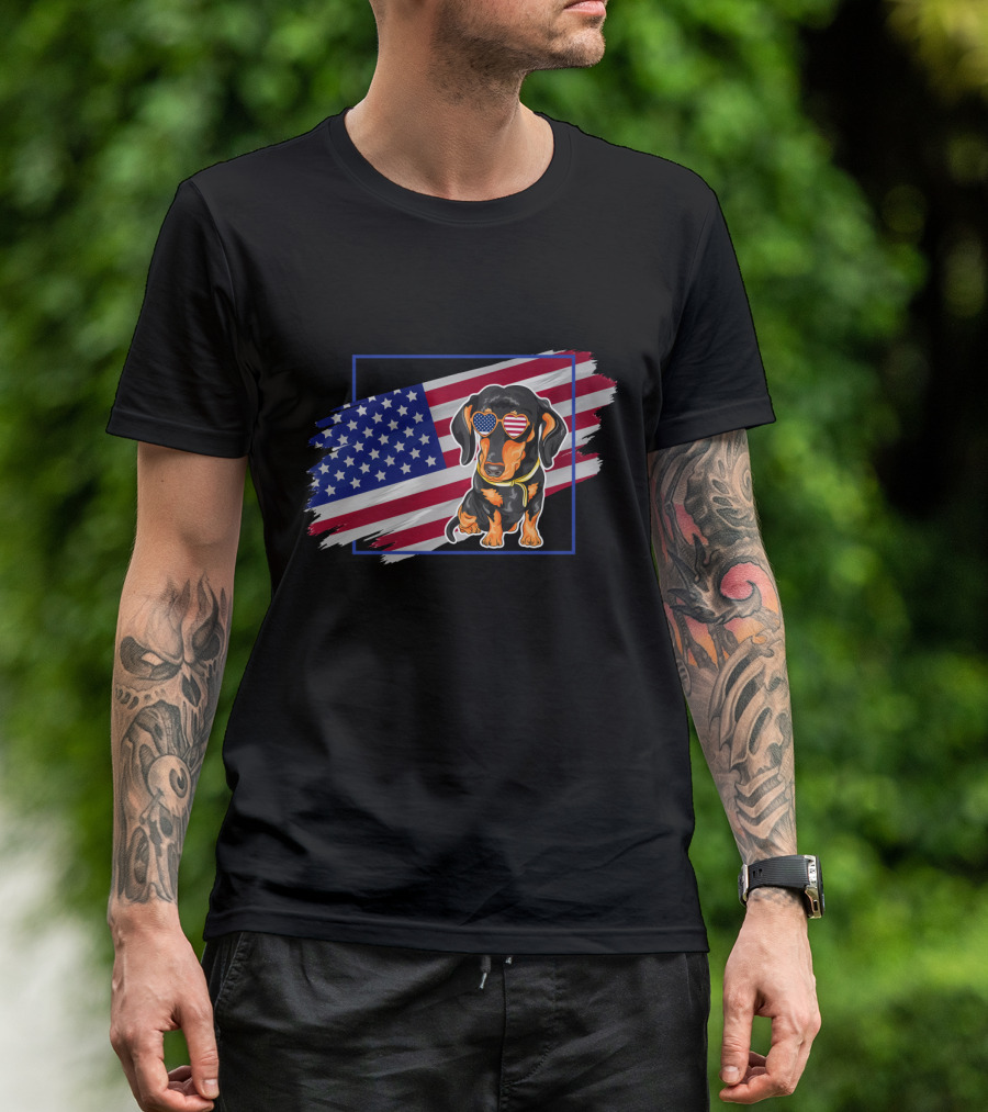 4th Of July Patriotic Dachshund Dog With American Flag Sunglasses T-Shirt