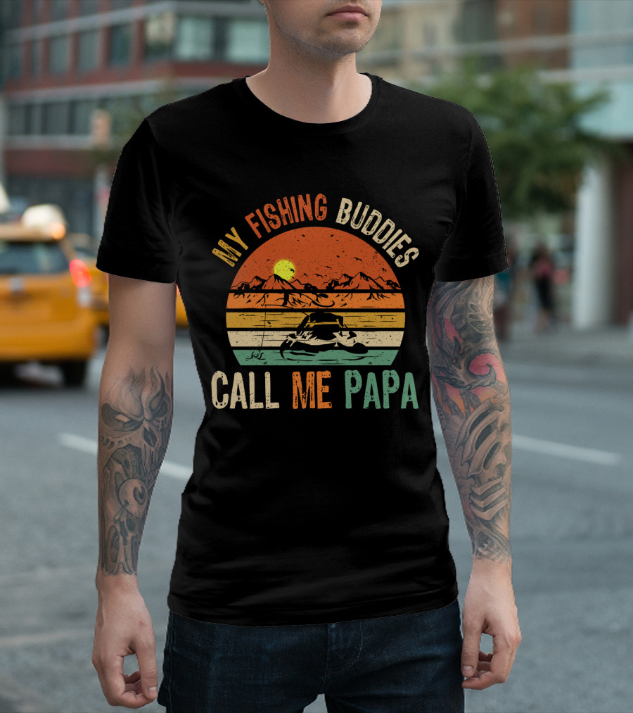My Fishing Buddies Call Me Papa Vintage Fisherman Retro Sunset T-Shirt