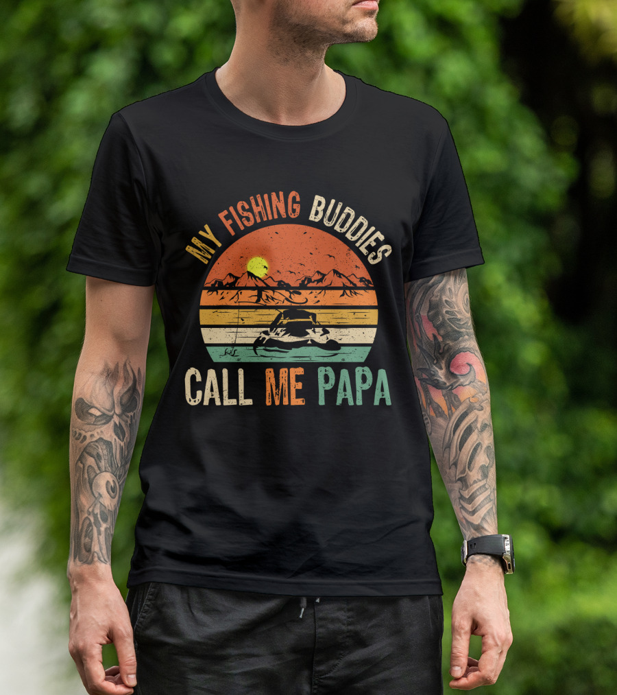 My Fishing Buddies Call Me Papa Vintage Fisherman Retro Sunset T-Shirt