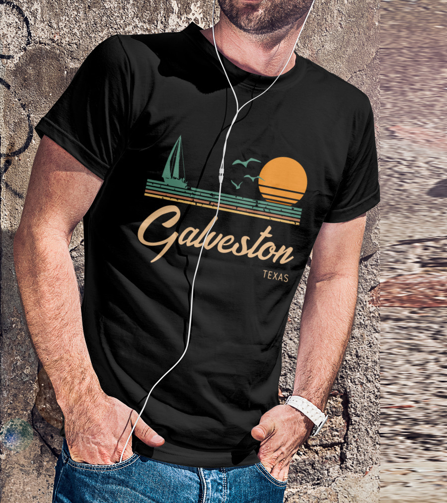 Vintage Galveston Texas Sailboat And Sunset Scene T-Shirt