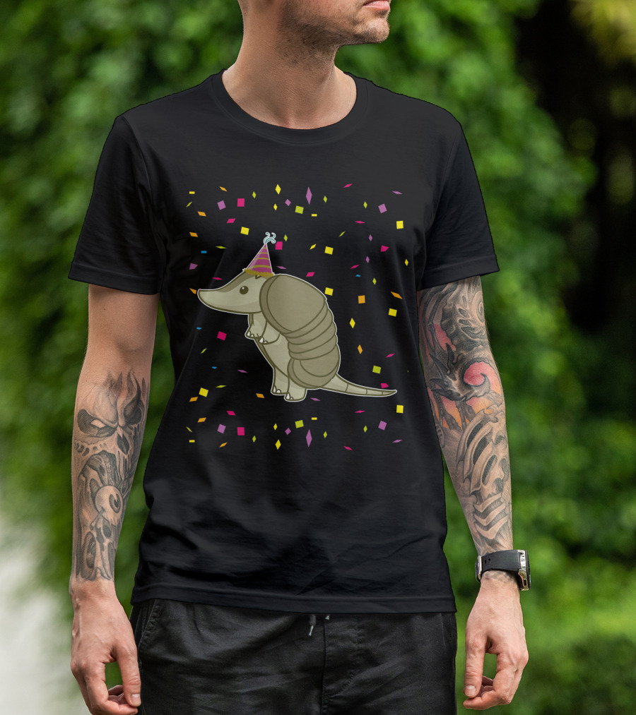 Funny Armadillo Birthday Celebration With Party Hat And Confetti T-Shirt