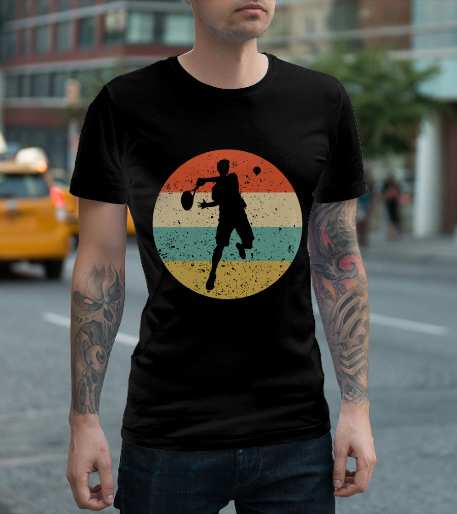 Vintage Retro Tennis Player Silhouette in Distressed Circle T-Shirt
