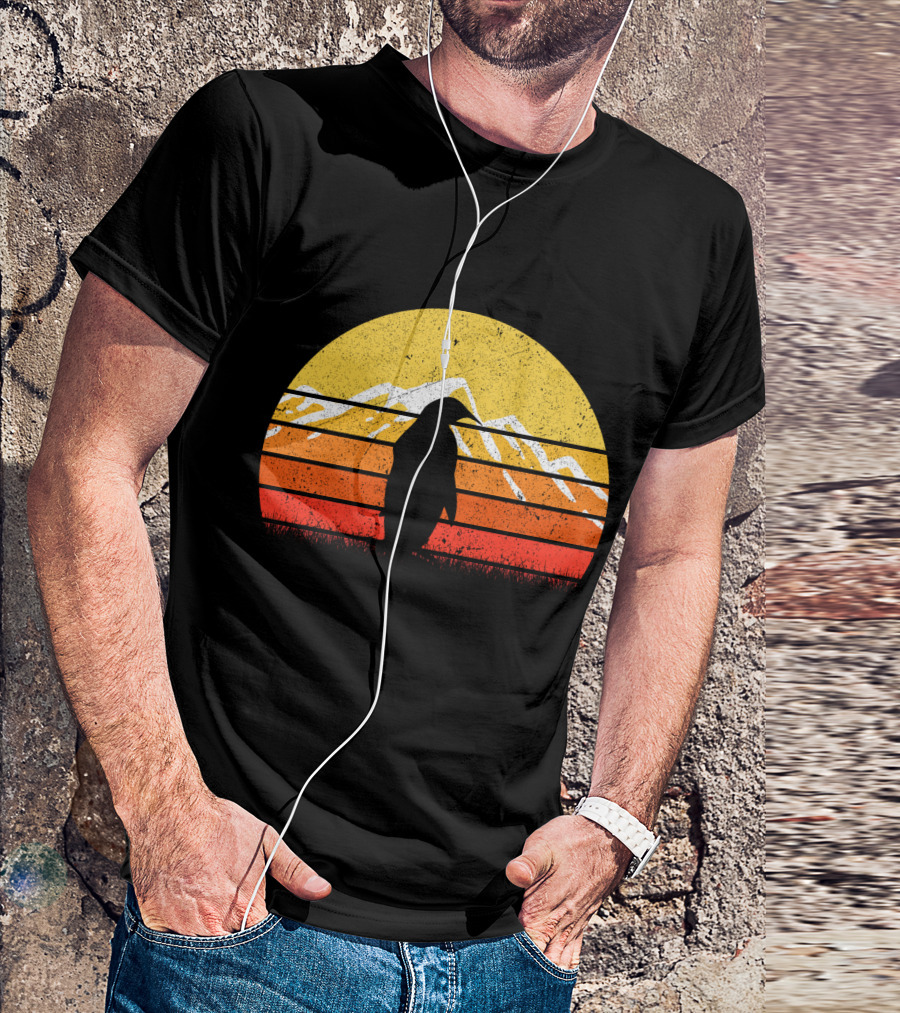 Retro Vintage Penguin Sunset Mountain T-Shirt