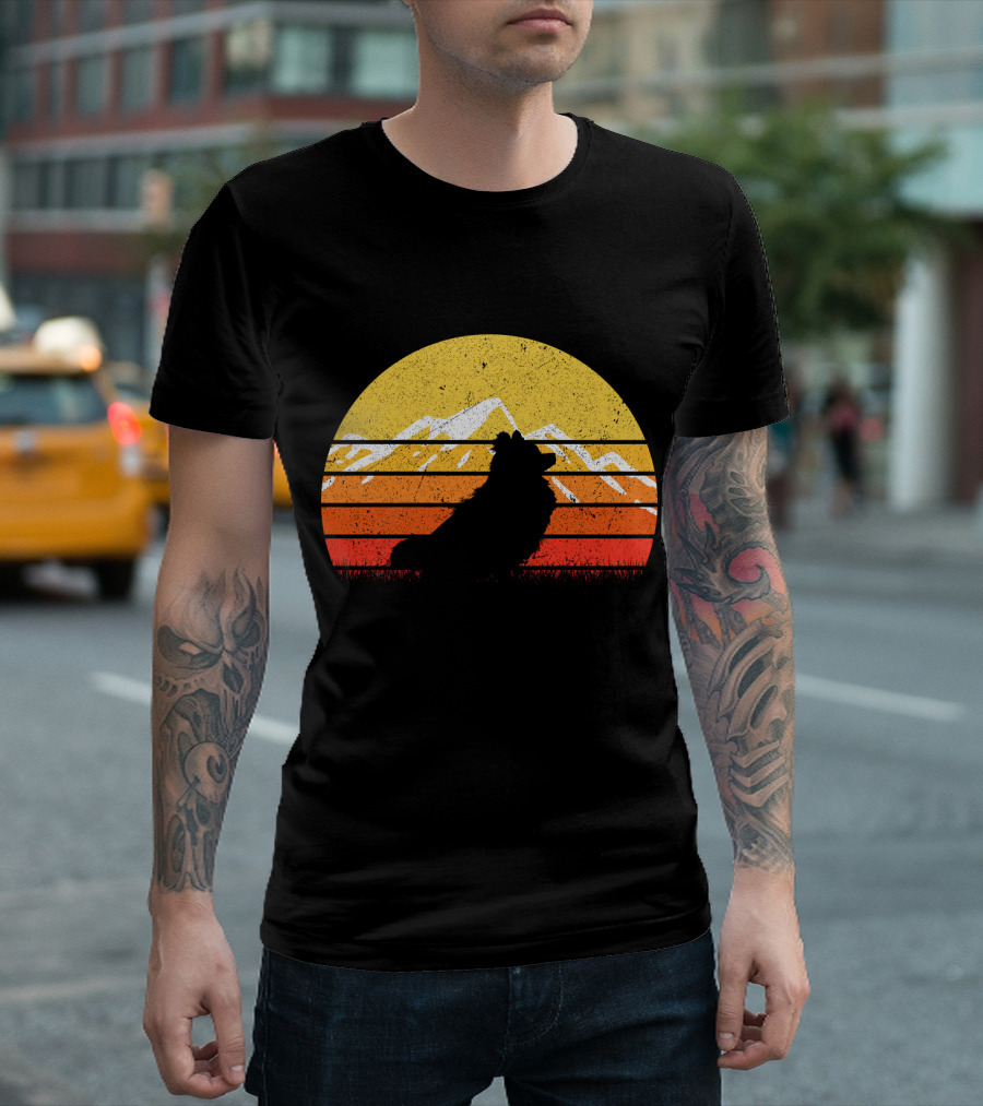 Retro Vintage Pomeranian Dog Sunset Silhouette with Mountain Background T-Shirt