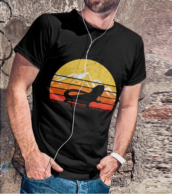 Retro Vintage Bearded Dragon Sunset Silhouette Mountain Stripe T-Shirt