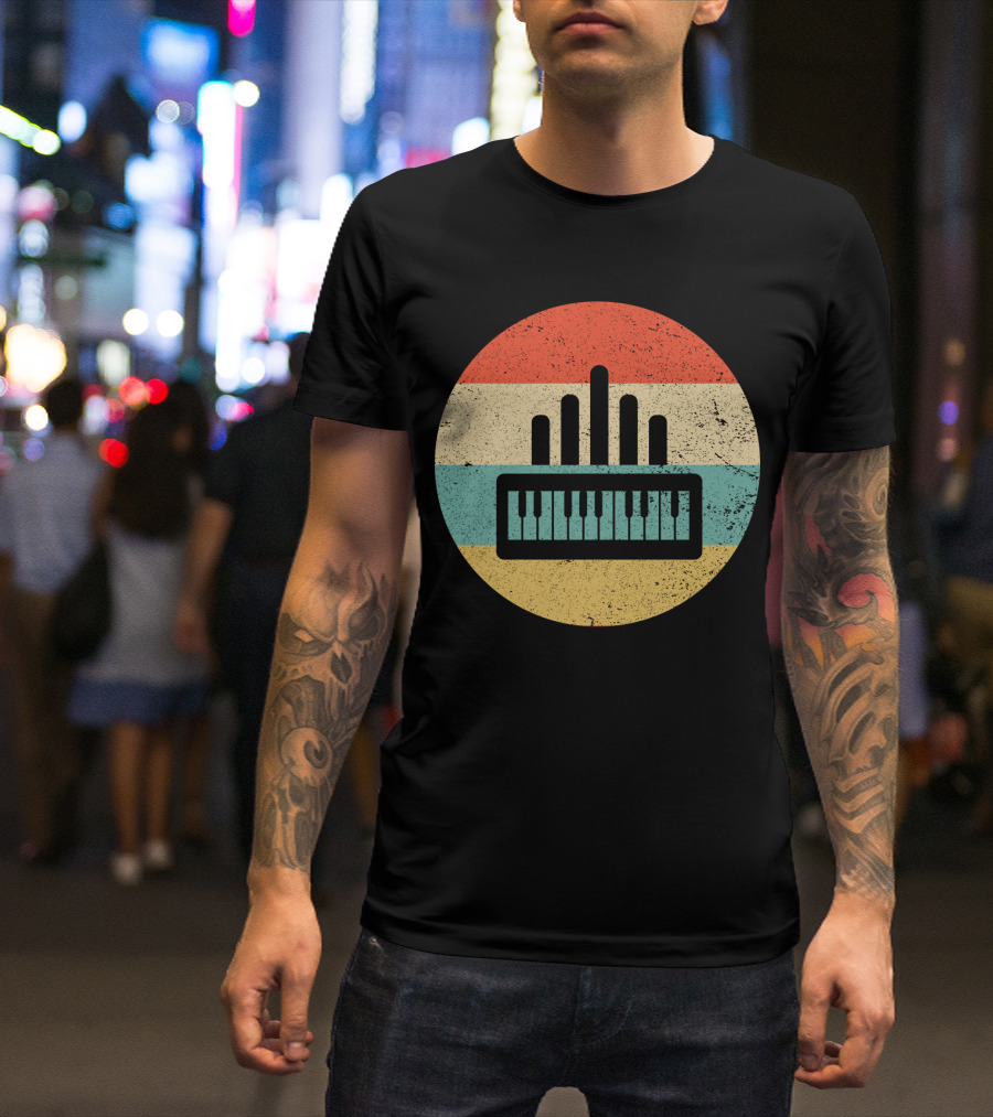 Vintage Retro Organ Keyboard With Striped Circle T-Shirt