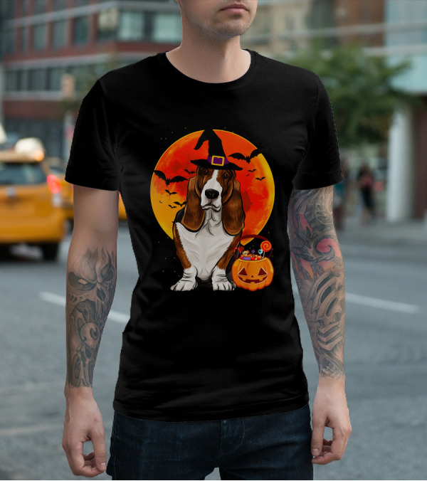 Basset Hound Witch Hat Halloween Pumpkin Candy Holder With Full Moon And Bats T-Shirt
