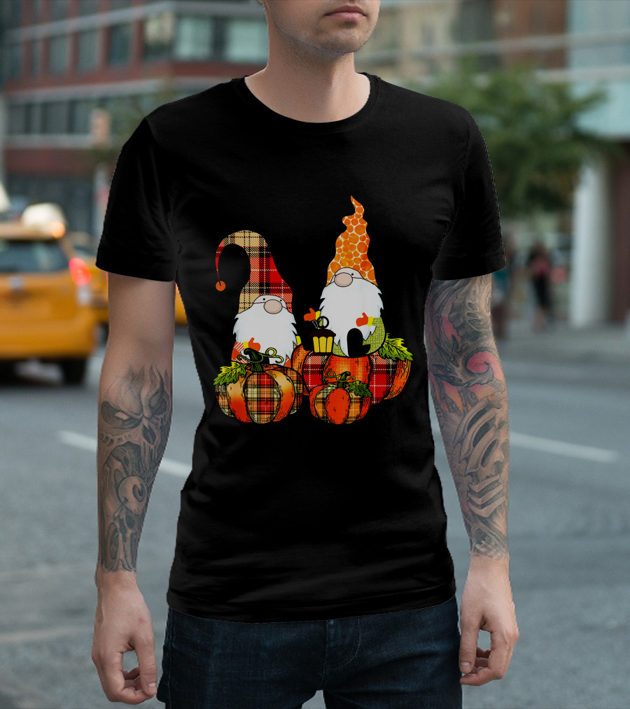 Cute Gnomes Halloween Funny Pumpkin Costume T-Shirt