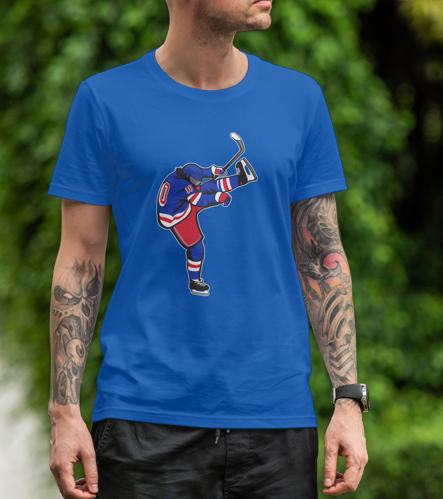 Xanh Bien Hockey Player Kicking Pose Blue Background T-Shirt