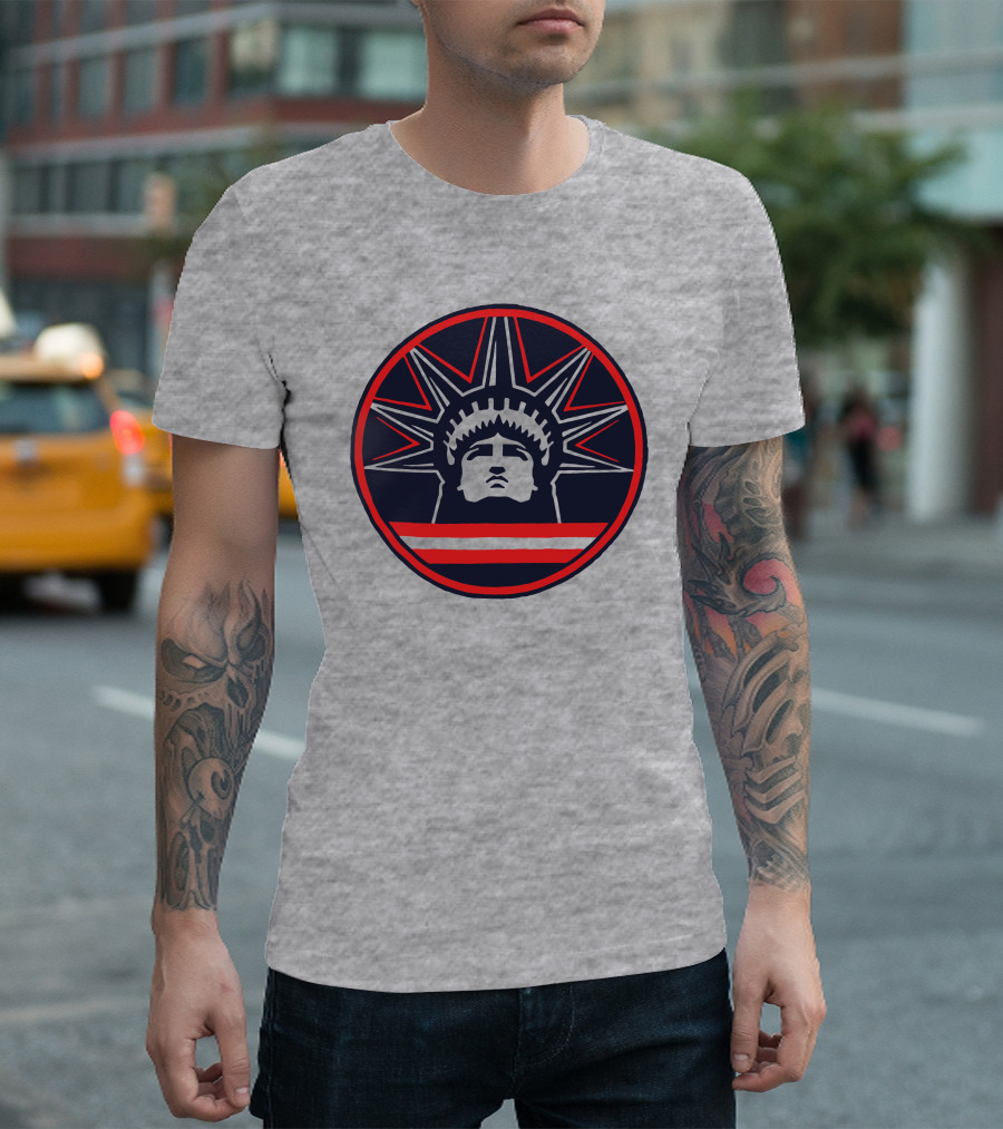 Mau Xam Statue of Liberty Emblem T-Shirt