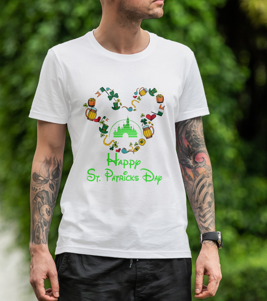 Happy St. Patrick's Day Castle And Shamrocks T-Shirt