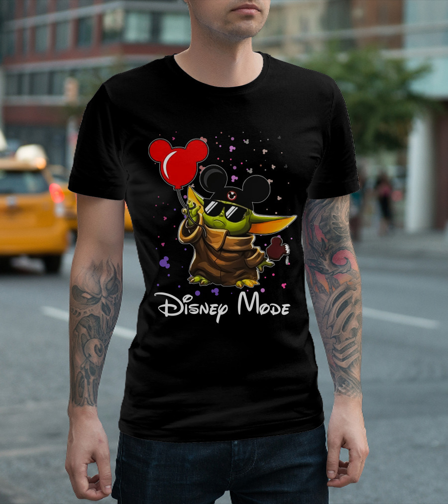 Disney Mode Baby Yoda with Mickey Balloon and Ears T-Shirt