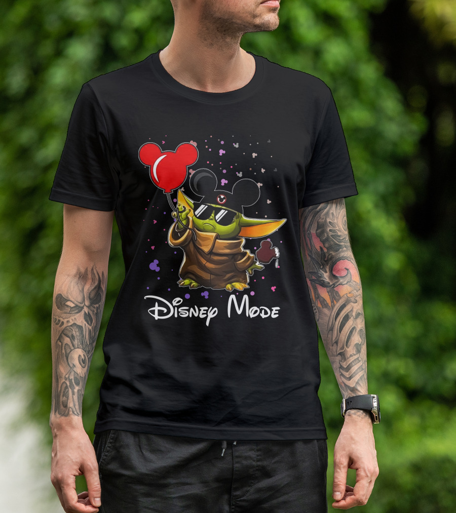 Disney Mode Baby Yoda With Mickey Balloon And Ears T-Shirt