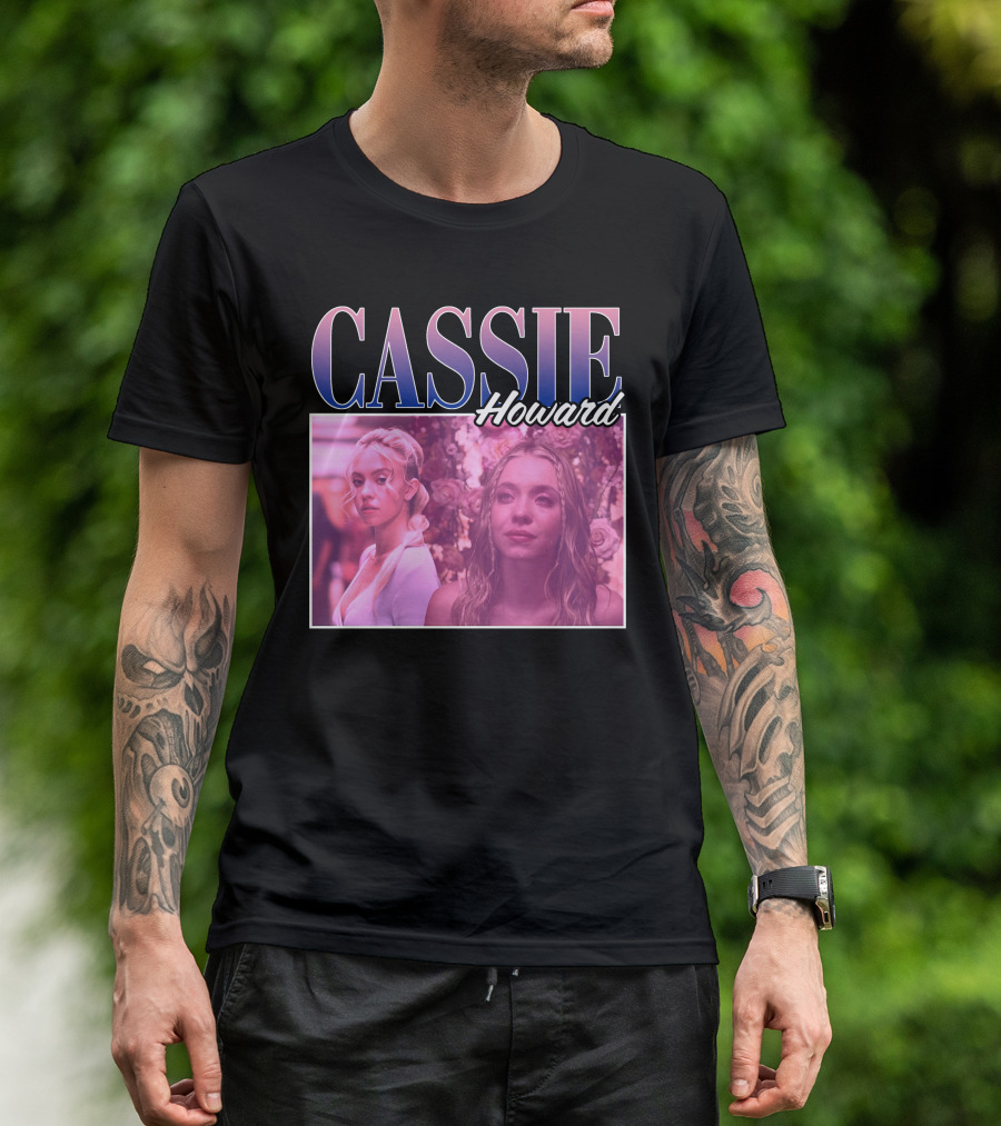 Cassie Howard Euphoria Taylorstoebeans 90s T-Shirt