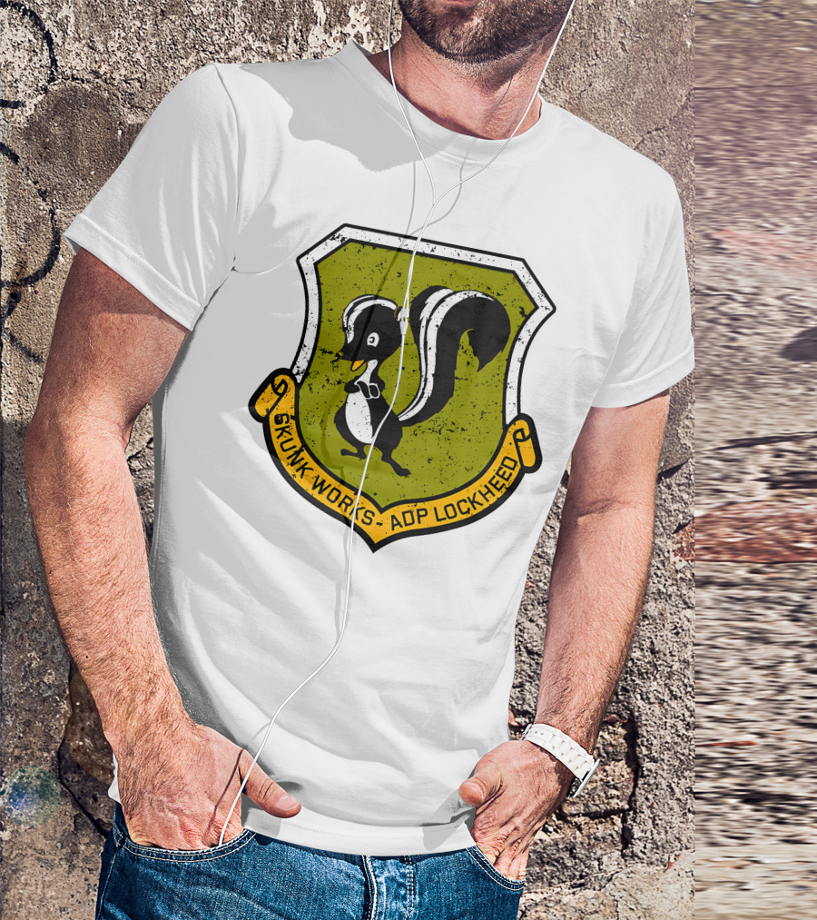 Skunk Works ADP Lockheed Vintage Emblem Badge T-Shirt