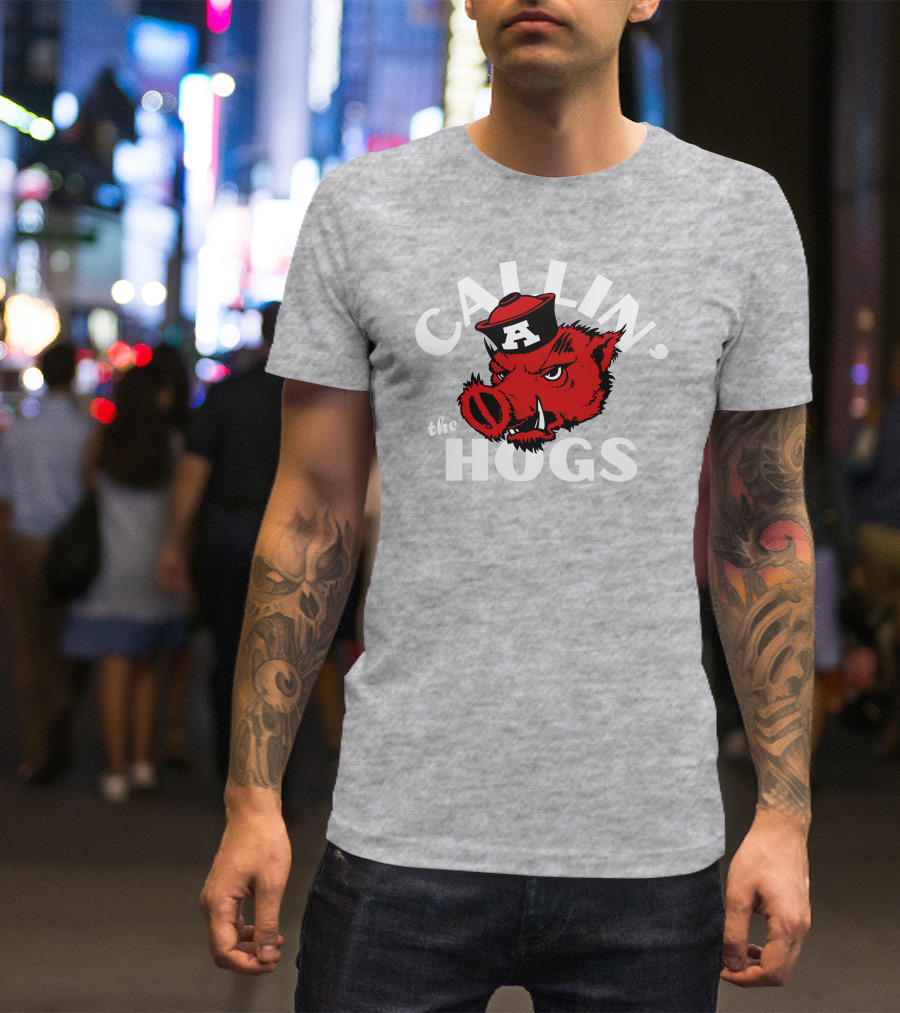 Charlie Hustle Store Callin' The Hogs Arkansas Razorbacks T-Shirt