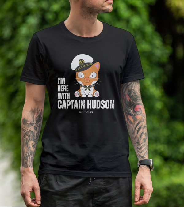 Emma Cruises I'm Here With Captain Hudson Cute Cat T-Shirt