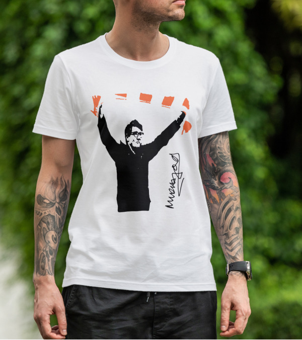 Luton Town FC Mick Harford Orange Scarf T-Shirt