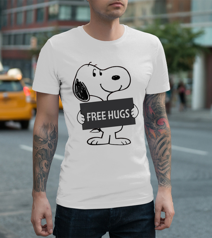 Free Hugs Snoopy Peanuts T-Shirt