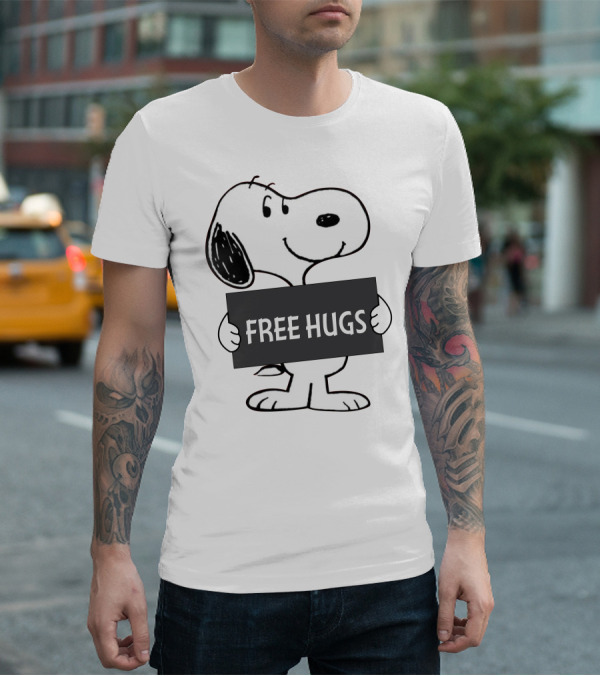 Free Hugs Snoopy Peanuts T-Shirt