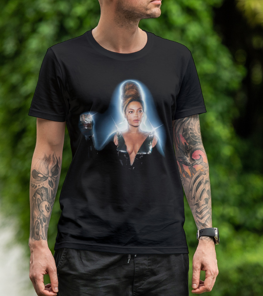 Beyonce That Girl Track Iconic Glamorous Photo With Drink T-Shirt