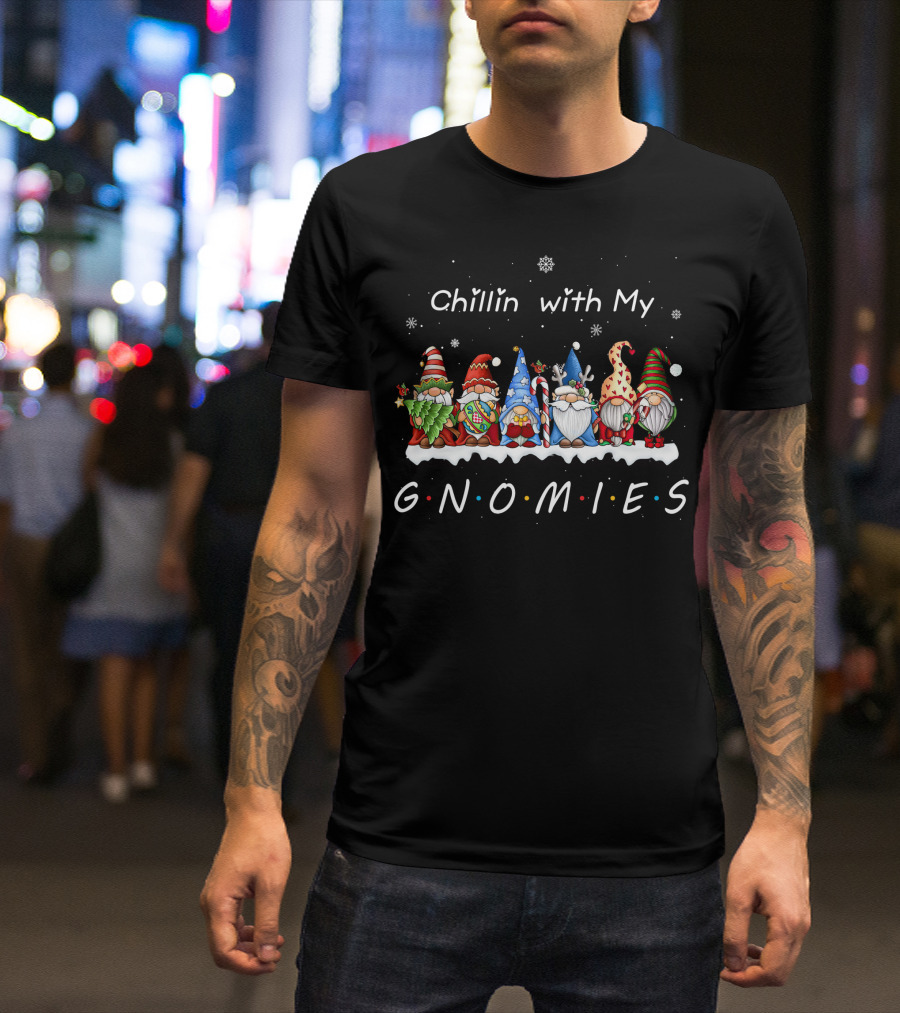 Chillin With My Gnomies Gnome Pajamas Family Christmas Snowflakes T-Shirt