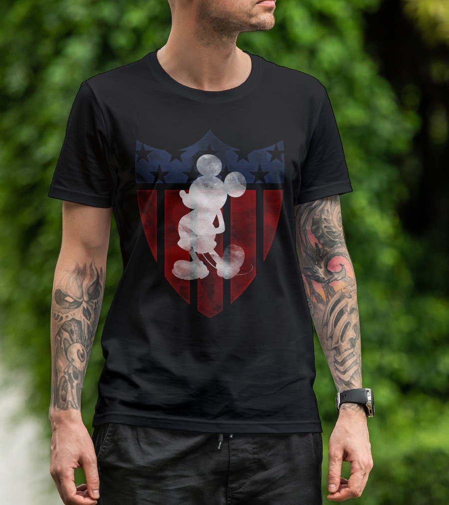 Vintage Disney Mickey Mouse Americana Shield T-Shirt
