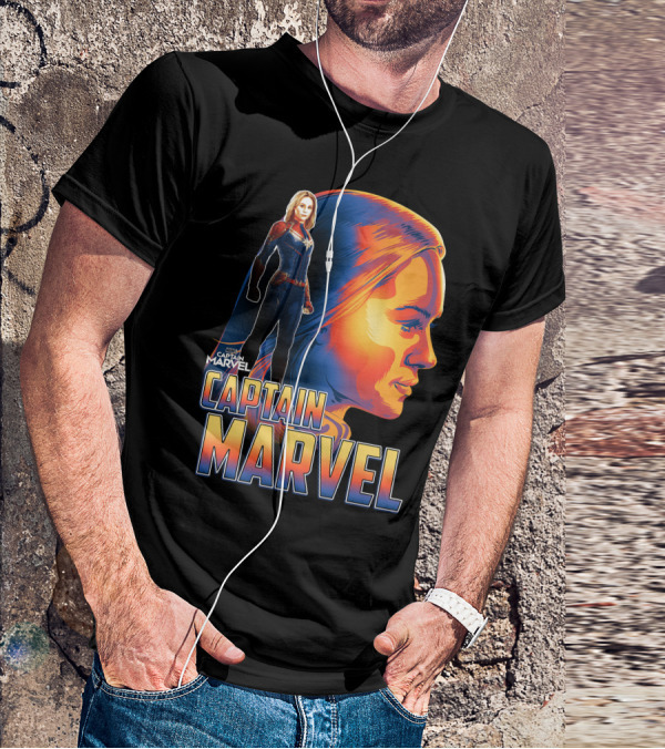 Captain Marvel Heroic Sunset Profile T-Shirt