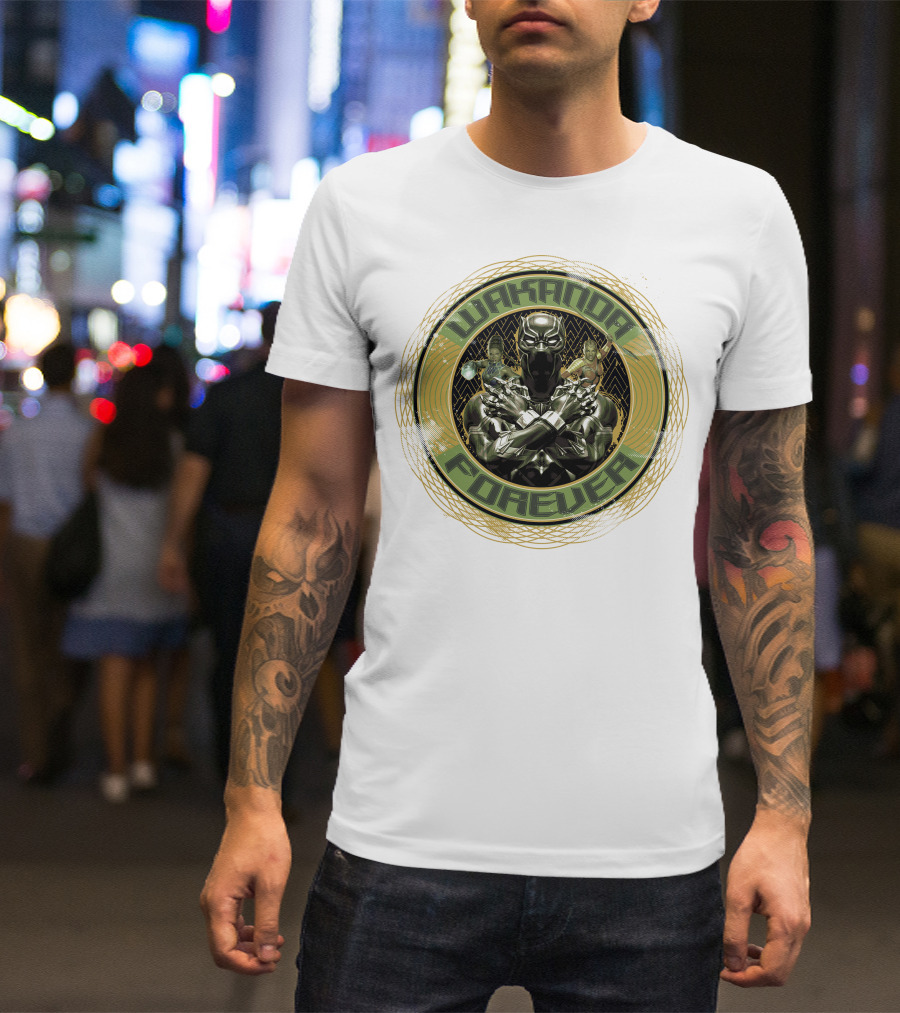 Wakanda Forever Black Panther Gold Circle Marvel T-Shirt