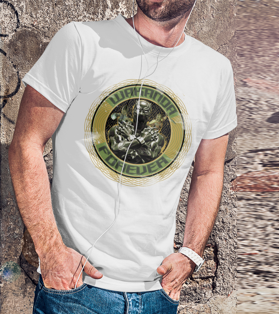 Wakanda Forever Black Panther Gold Circle Marvel T-Shirt