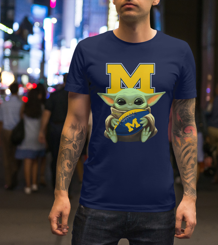 Michigan Baby Yoda Football M T-Shirt