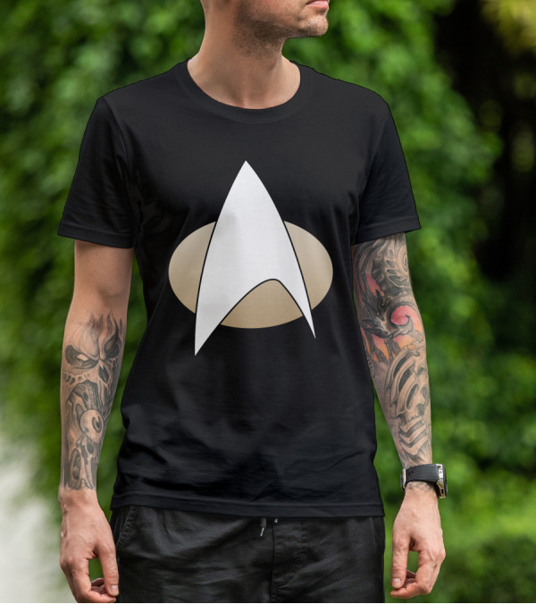 Star Trek Command Red Paneled Uniform Badge Insignia T-Shirt