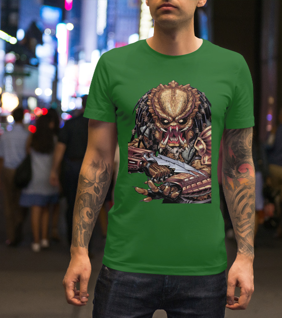 Predator Alien Holding Blade Comic T-Shirt