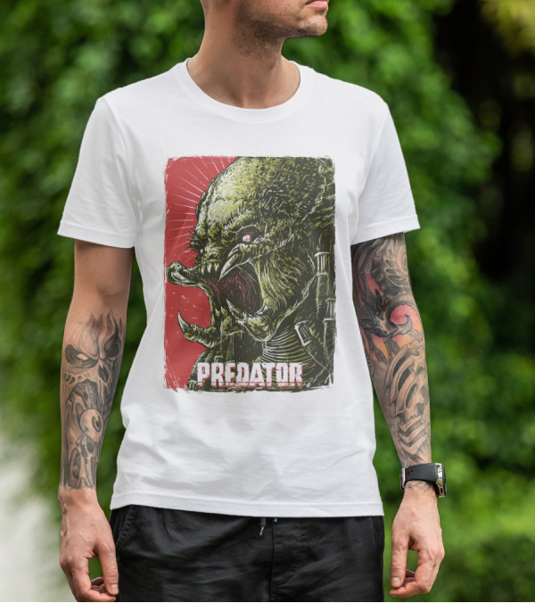 Predator Alien Creature Stylized Artwork Vintage Film T-Shirt