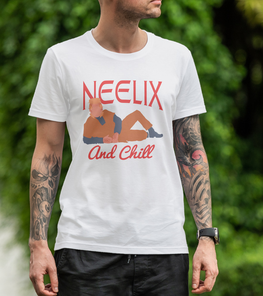 Neelix And Chill Star Trek Robert Picardo Mashup T-Shirt