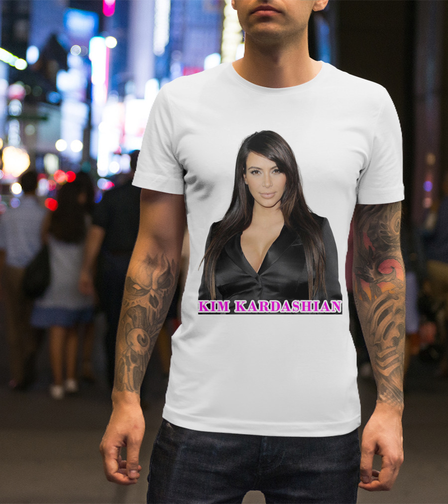 KIM KARDASHIAN T-Shirt