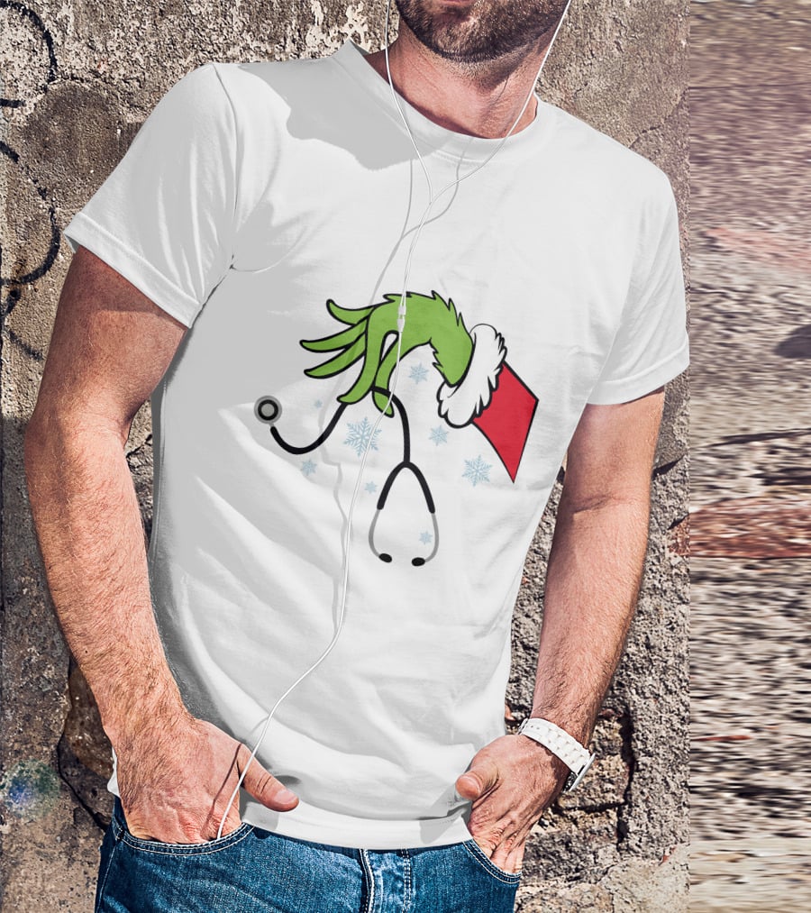 Grinch Nurse Christmas Doctor Stethoscope Hand Snowflakes T-Shirt