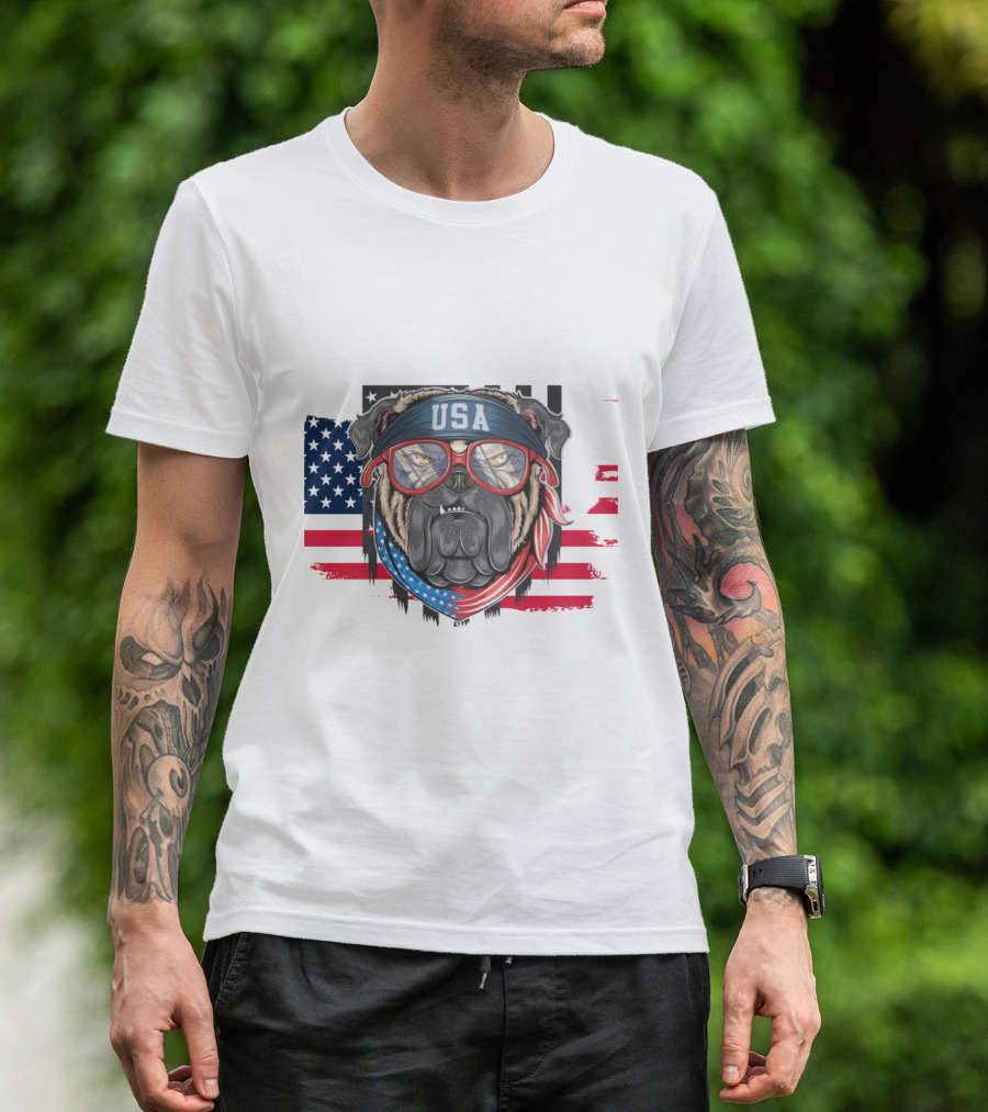 USA Bandana Glasses American Bulldog With Flag Background T-Shirt
