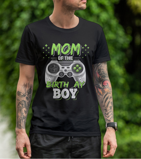 Mom Of The Birthday Boy Gamer Controller Matching Video Gamer Birthday Party T-Shirt