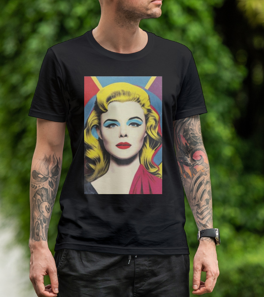 Elle Fanning 90s Style Pop T-Shirt