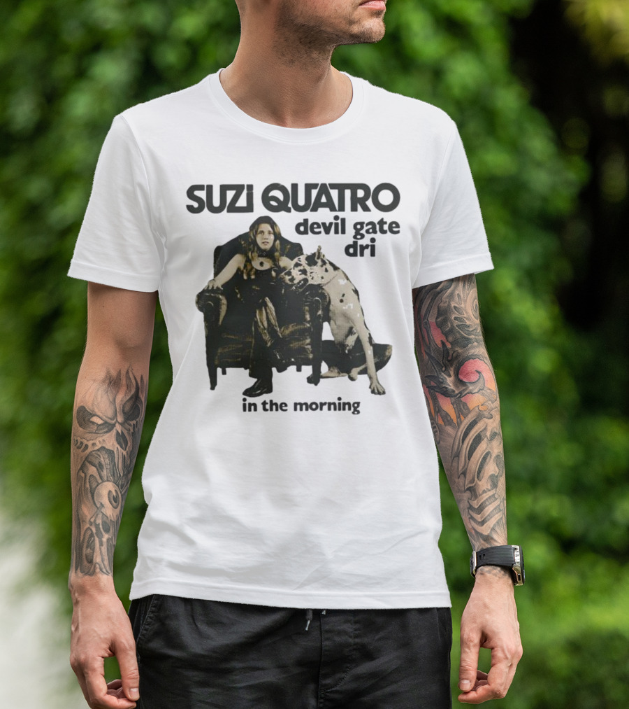 Suzi Quatro Devil Gate Drive In The Morning With Woman And Dalmatian Chair T-Shirt