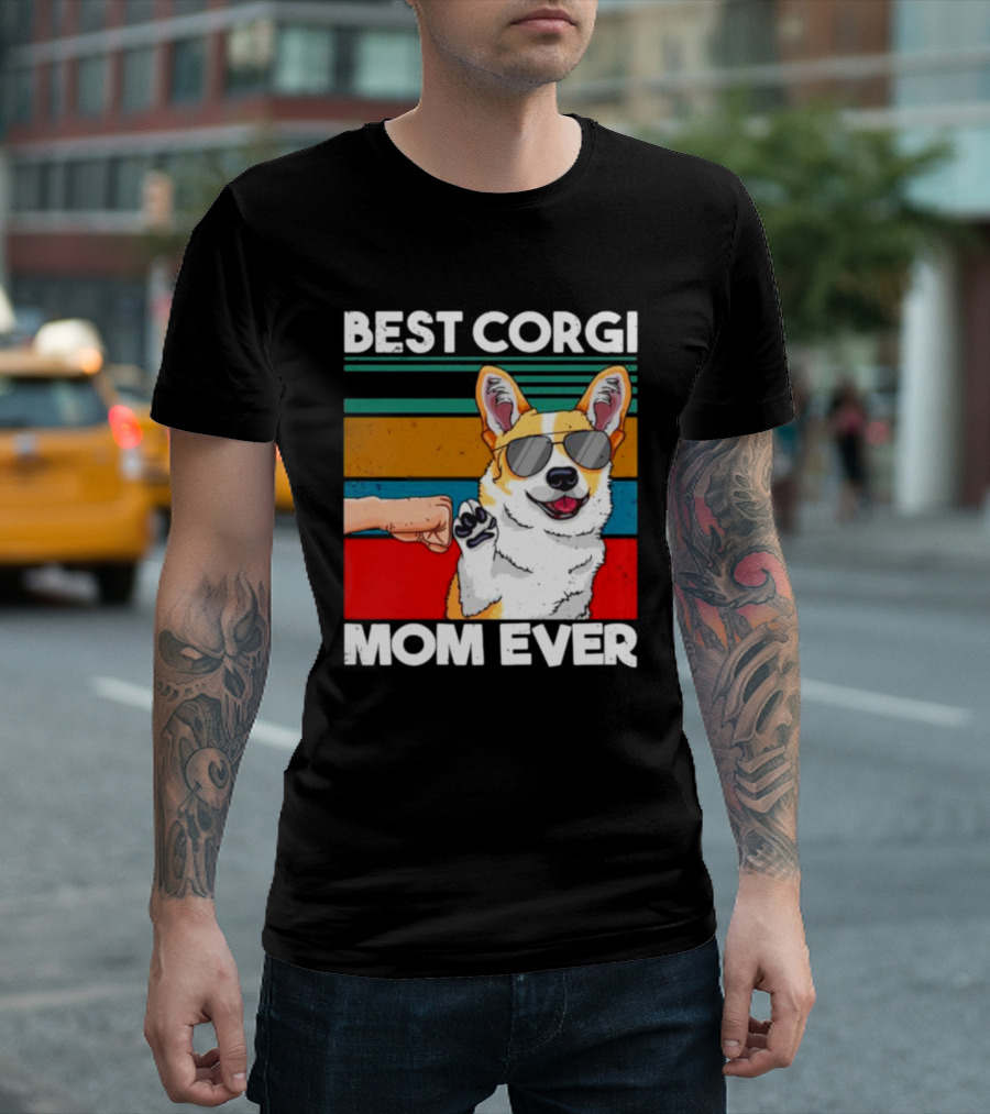 Best Corgi Mom Ever Dog Mom Fist Bump T-Shirt