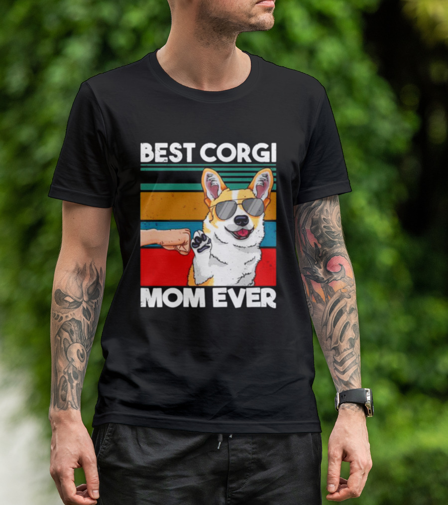 Best Corgi Mom Ever Dog Mom Fist Bump T-Shirt