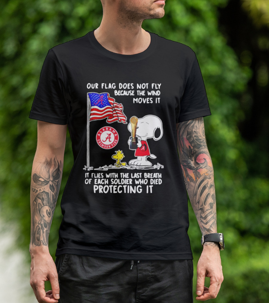 Our Flag Snoopy Alabama Crimson Tide Soldier Protecting T-Shirt