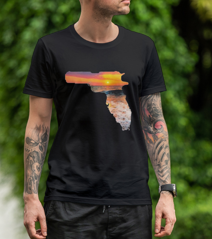 Florida The Gunshine State Gun Map Sunset Beach Scene T-Shirt