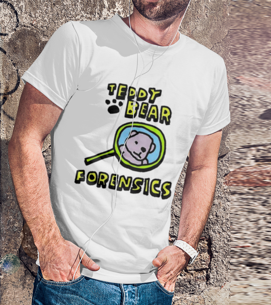 Teddy Bear Forensics Bear With Magnifying Glass T-Shirt