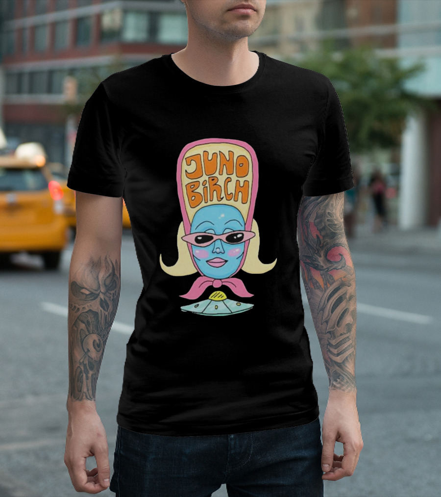 Juno Birch Retro Alien Cartoon T-Shirt