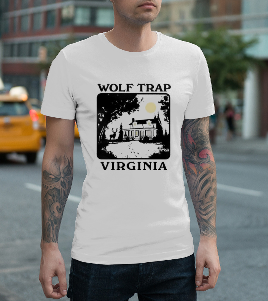 Wolf Trap Virginia Nighttime Scene Deer Moonlit House T-Shirt