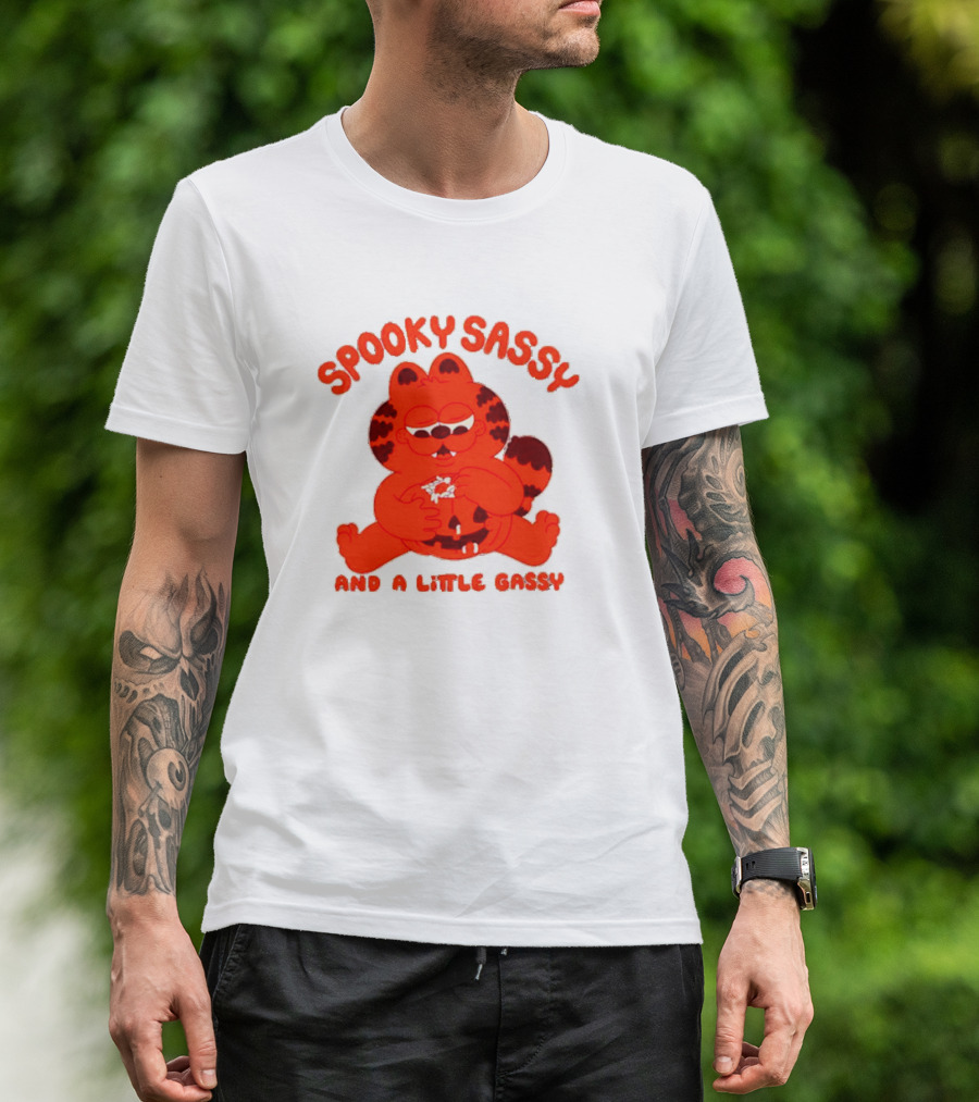Spooky Sassy And A Little Gassy Halloween Cat Eating Candy T-Shirt