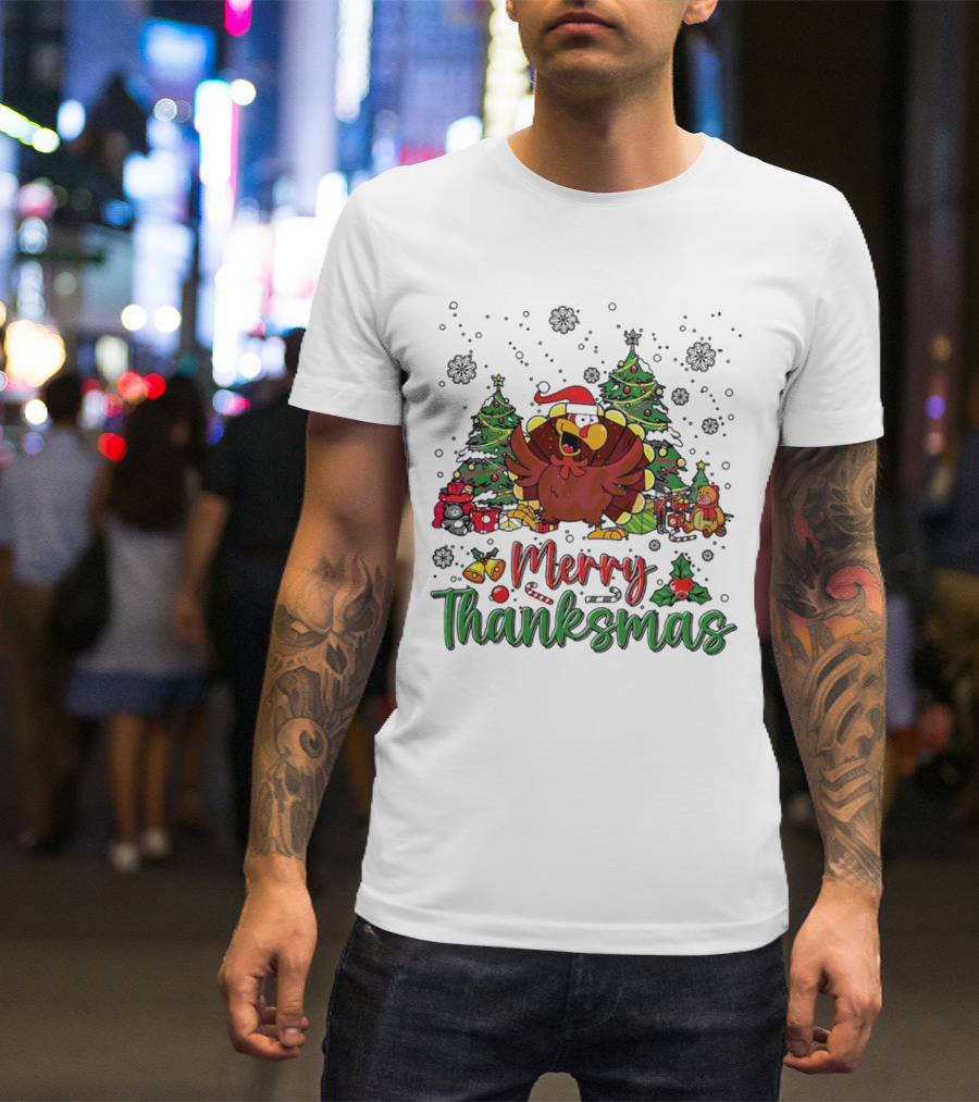 Merry Thanksmas Funny Turkey Santa Hat Christmas Trees T-Shirt